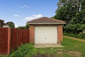 Photo 12- click for photo gallery